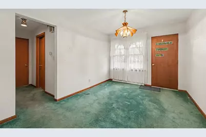 603 Orchard Lane, Beecher, IL 60401 - Photo 8