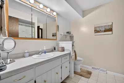 106 N Brookshore Drive, Shorewood, IL 60404 - Photo 14