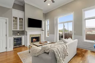 1130 W Diversey Pkwy, Chicago, IL 60614 - Photo 2