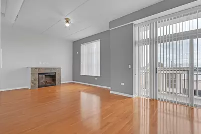 647 Metropolitan Way #508, Des Plaines, IL 60016 - Photo 2
