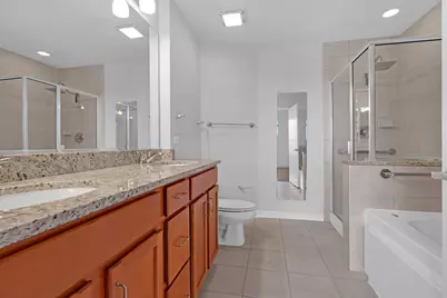 647 Metropolitan Way #508, Des Plaines, IL 60016 - Photo 6