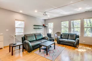 1538 W Fry St, Chicago, IL 60642 - Photo 2