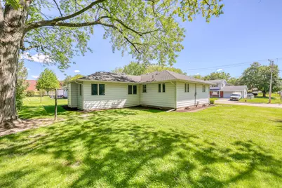 402 N First Street, Elburn, IL 60119 - Photo 2