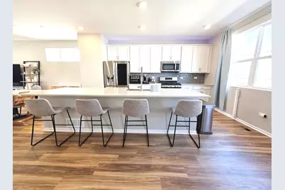 2707 Lily Lane, Rolling Meadows, IL 60008 - Photo 10