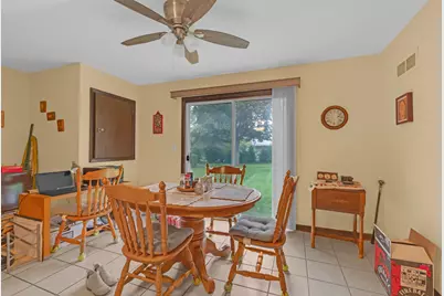 6313 Tamiami Drive, Downers Grove, IL 60516 - Photo 8