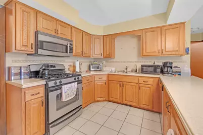 6313 Tamiami Drive, Downers Grove, IL 60516 - Photo 6