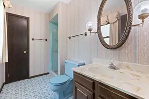 321 Ashwood Dr, Schaumburg, IL 60193 - Photo 14
