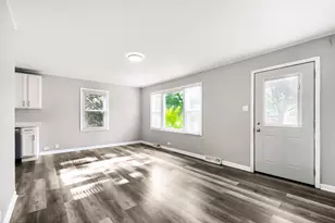 15013 Springfield Ave, Midlothian, IL 60445 - Photo 4