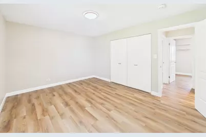 4360 Mumford Drive, Hoffman Estates, IL 60192 - Photo 22