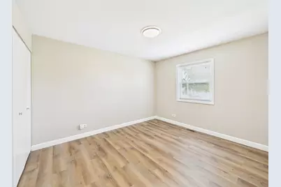 4360 Mumford Drive, Hoffman Estates, IL 60192 - Photo 26