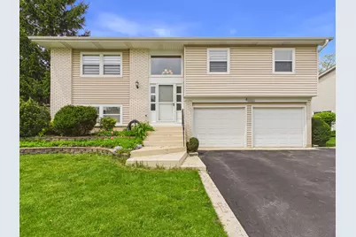 4360 Mumford Drive, Hoffman Estates, IL 60192 - Photo 1