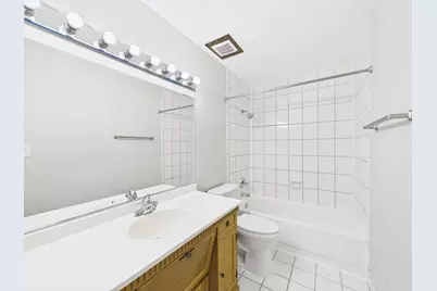 4360 Mumford Drive, Hoffman Estates, IL 60192 - Photo 24