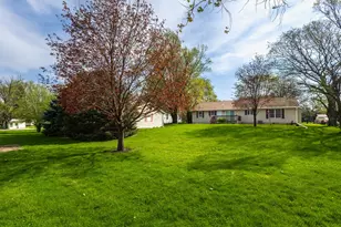 413 N East St, Cambridge, IL 61238 - Photo 40