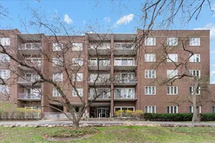 1500 Oak Ave, Evanston, IL 60201 - Photo 1