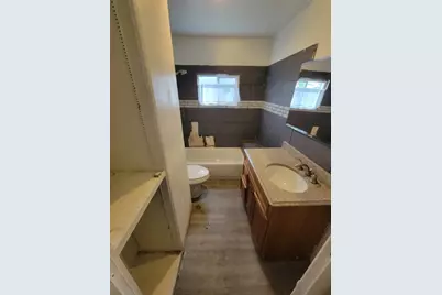 227 W 16th Place, Chicago Heights, IL 60411 - Photo 10
