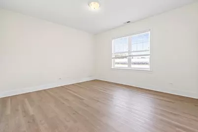 2500 Green Bay Road #201, Evanston, IL 60201 - Photo 6