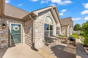 2728 JT Coffman Dr, Champaign, IL 61822 - Photo 34