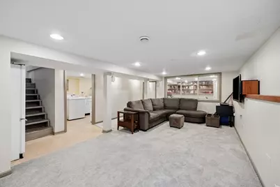 627 S East Avenue, Oak Park, IL 60304 - Photo 20
