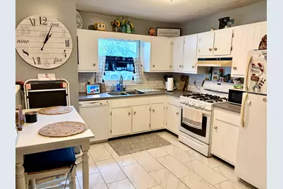 6 Blair Court, Clifton, IL 61727 - Photo 6