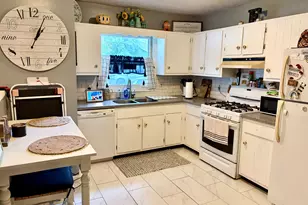 6 Blair Ct, Clifton, IL 61727 - Photo 6