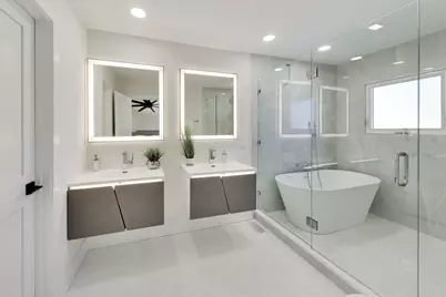 6850 Latrobe Avenue, Skokie, IL 60077 - Photo 18