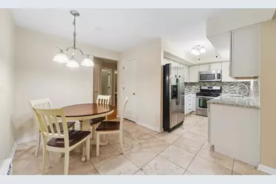 1663 Longvalley Drive, Northbrook, IL 60062 - Photo 12