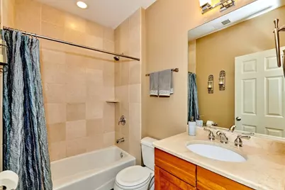 6024 N Damen Avenue #2N, Chicago, IL 60659 - Photo 8