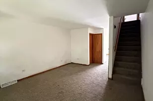 8711 S Throop St, Chicago, IL 60620 - Photo 2