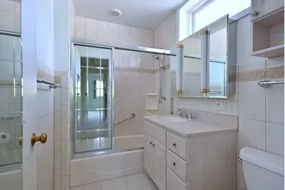 4409 W Lunt Avenue, Lincolnwood, IL 60712 - Photo 30