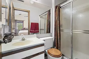 338 Essex Ct, Wood Dale, IL 60191 - Photo 14