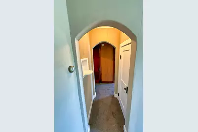 426 S Locust Street, Flora, IL 62839 - Photo 24