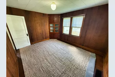 426 S Locust Street, Flora, IL 62839 - Photo 18