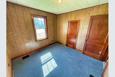 426 S Locust Street, Flora, IL 62839 - Photo 32