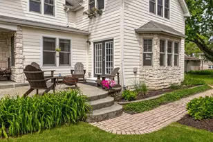 442 Davis St, Downers Grove, IL 60515 - Photo 8