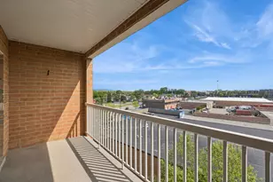 7450 N Waukegan Rd, Niles, IL 60714 - Photo 8
