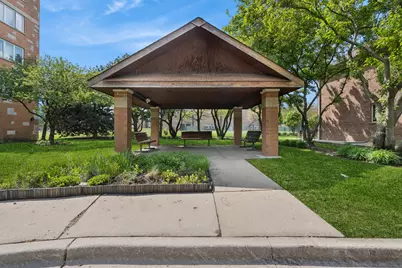 7450 N Waukegan Road #505, Niles, IL 60714 - Photo 2