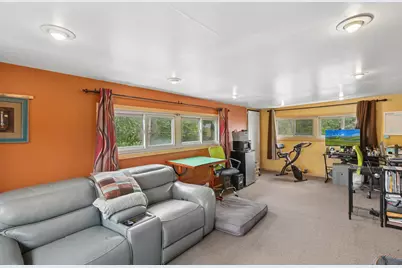 9754 S Harvard Avenue, Chicago, IL 60628 - Photo 8