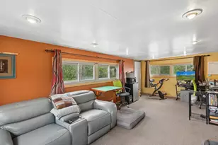 9754 S Harvard Ave, Chicago, IL 60628 - Photo 8