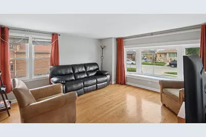 9754 S Harvard Avenue, Chicago, IL 60628 - Photo 2