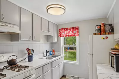 9754 S Harvard Avenue, Chicago, IL 60628 - Photo 4