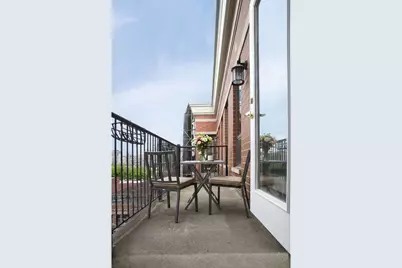 343 W Old Town Court #705, Chicago, IL 60610 - Photo 10