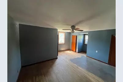 318 S Worth Street, Sullivan, IL 61951 - Photo 14