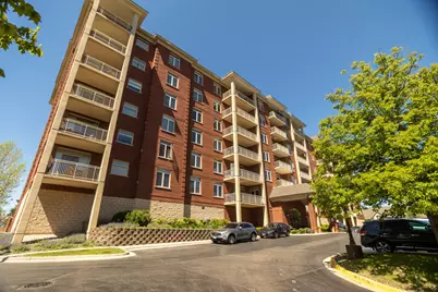8440 Callie Avenue #606, Morton Grove, IL 60053 - Photo 2