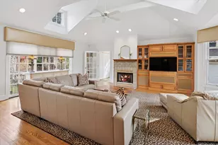 5873 N Forest Glen Ave, Chicago, IL 60646 - Photo 10