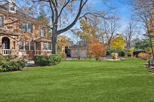5873 N Forest Glen Ave, Chicago, IL 60646 - Photo 2