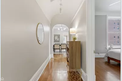 628 W Sheridan Road #3E, Chicago, IL 60613 - Photo 6