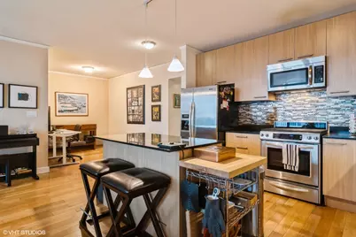 225 N Columbus Drive #6608, Chicago, IL 60601 - Photo 4