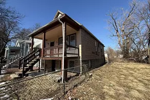 850 W 51st Pl, Chicago, IL 60609 - Photo 2