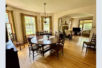 933 Harms Road, Glenview, IL 60025 - Photo 6