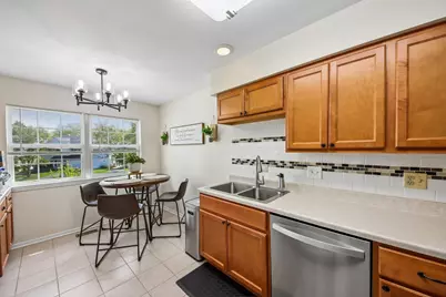 1344 Orleans Drive, Mundelein, IL 60060 - Photo 10